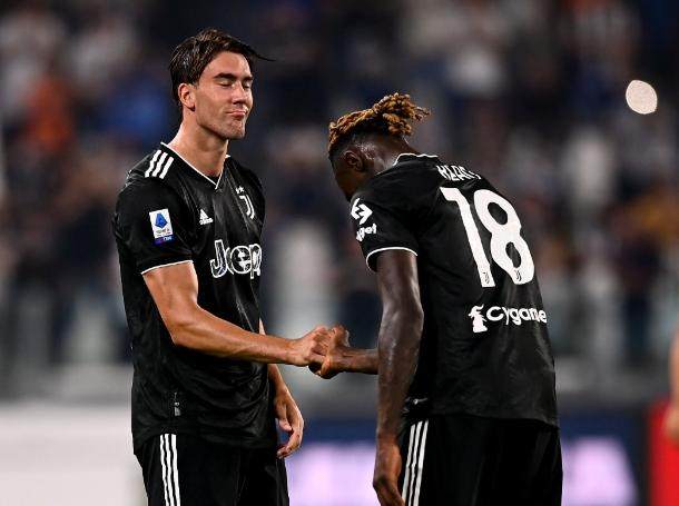 1661977926361017888.png j2.png